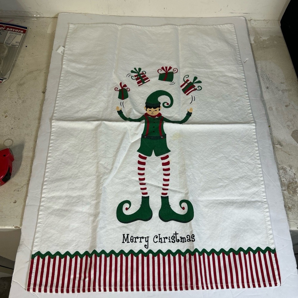 Ritz Table Cloth‎ White Red Green Elf Print Christmas Theme Merry Christmas